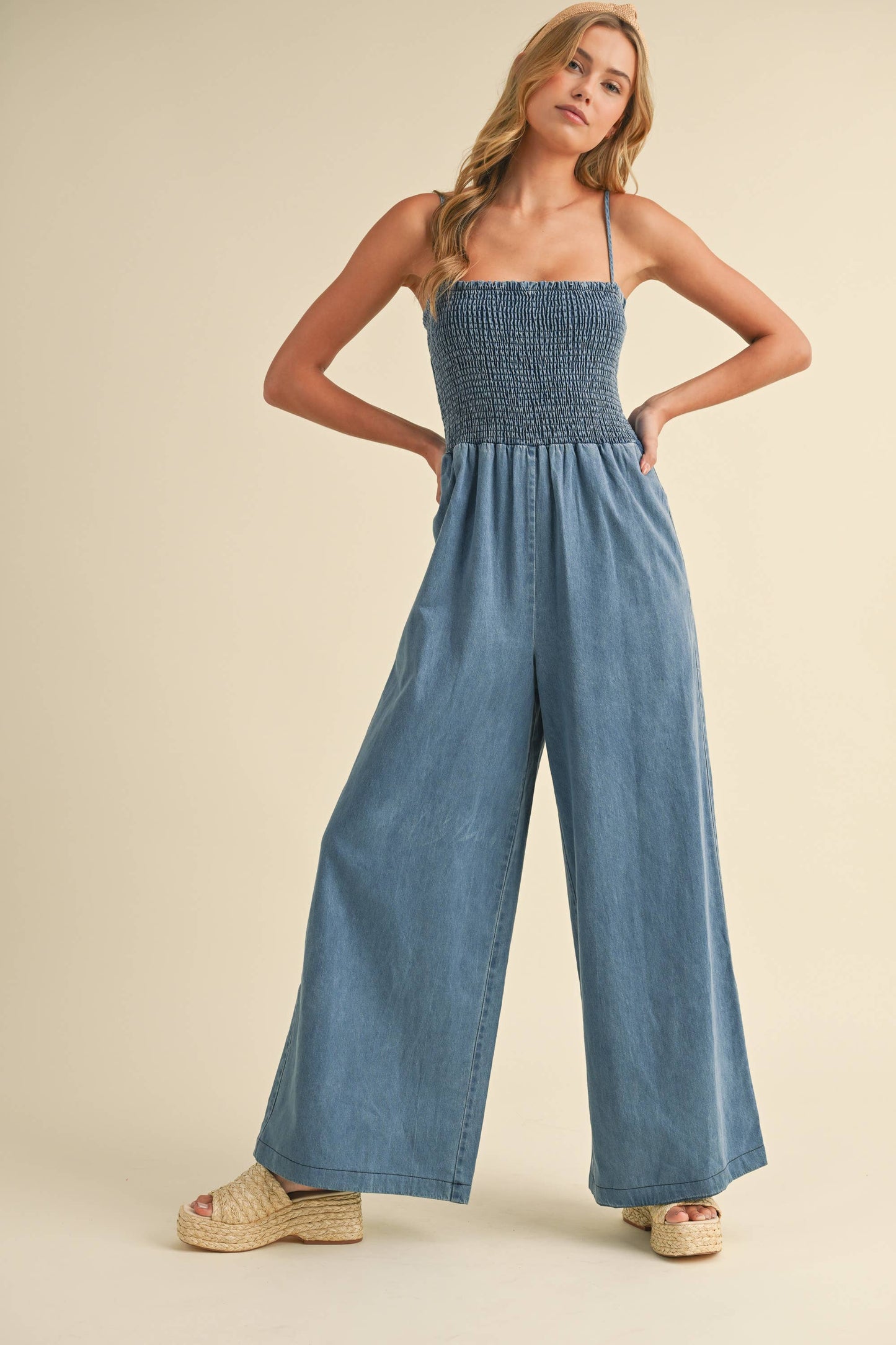 IJP3036 SMOCKED SPAGHETTI STRAP WIDE LEG JUMPSUIT : DENIM