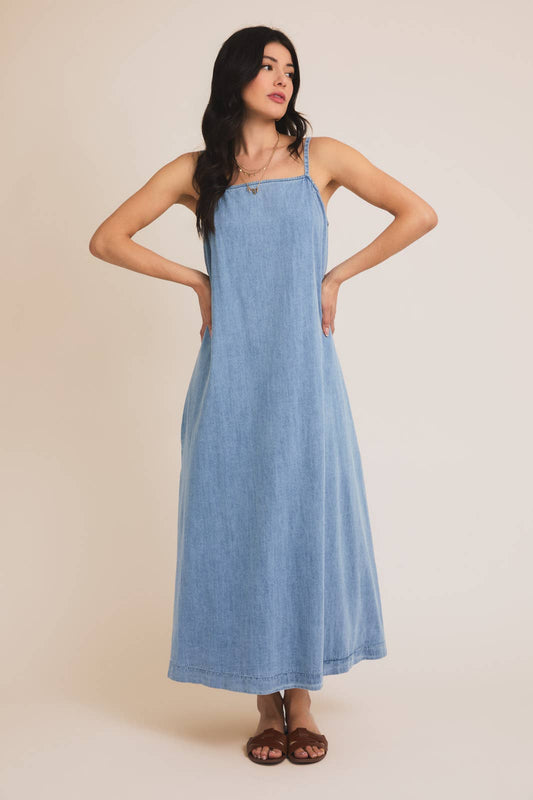 SLEEVELESS A-LINE LIGHT WEIGHT DENIM MAXI DRESS: DENIM / MD10352