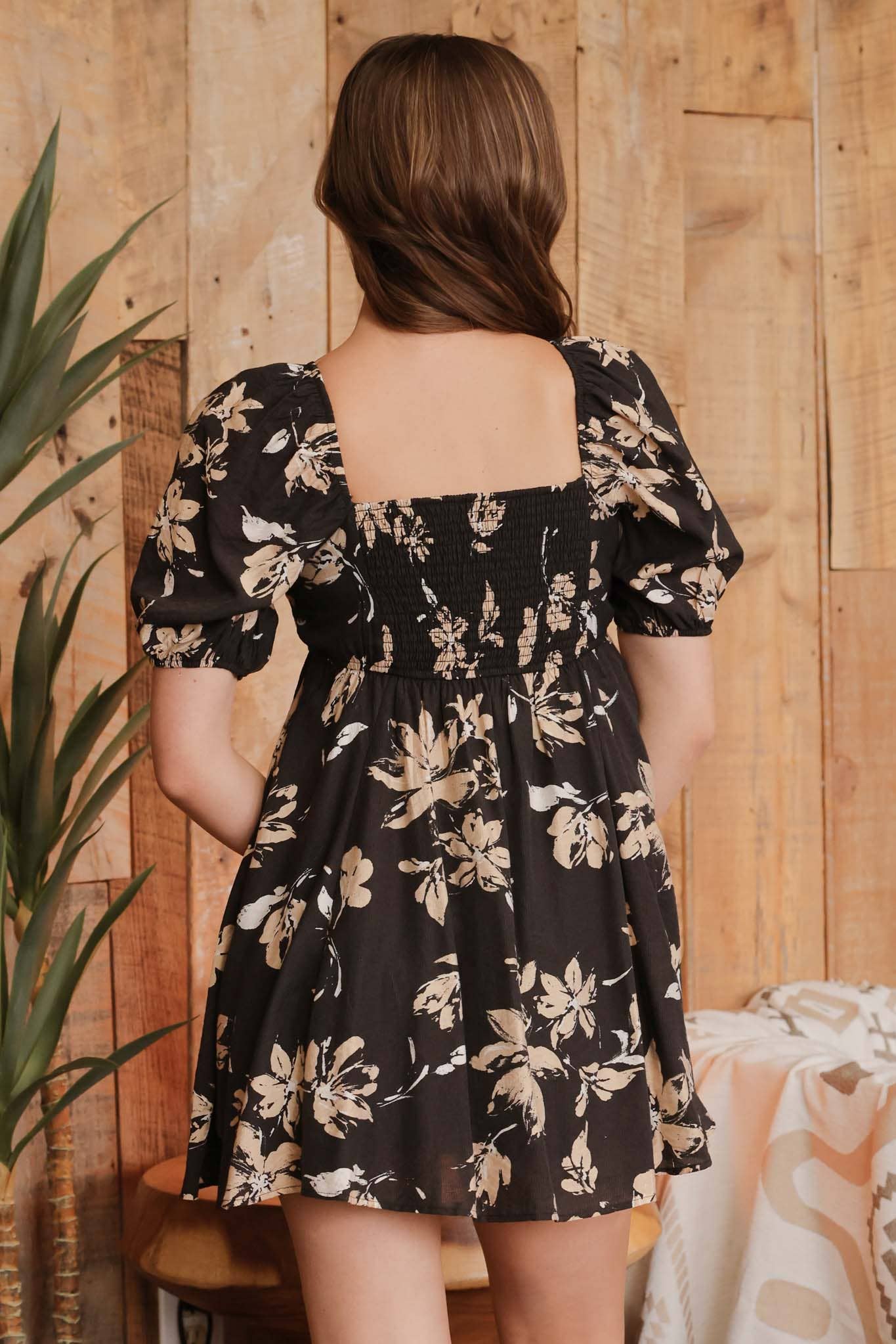FLORAL PLEATED PUFF SLEEVE MINI DRESS: CR2212A_OLIVE