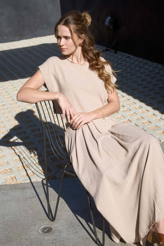 B5SX1033-T BOXY LINEN BLOUSE: LIGHT TAN