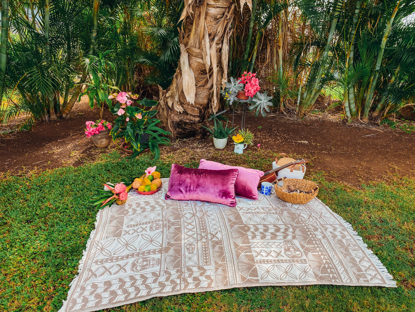 Tiki Lounge Luxurious Hawaiian Beach Towel for 2