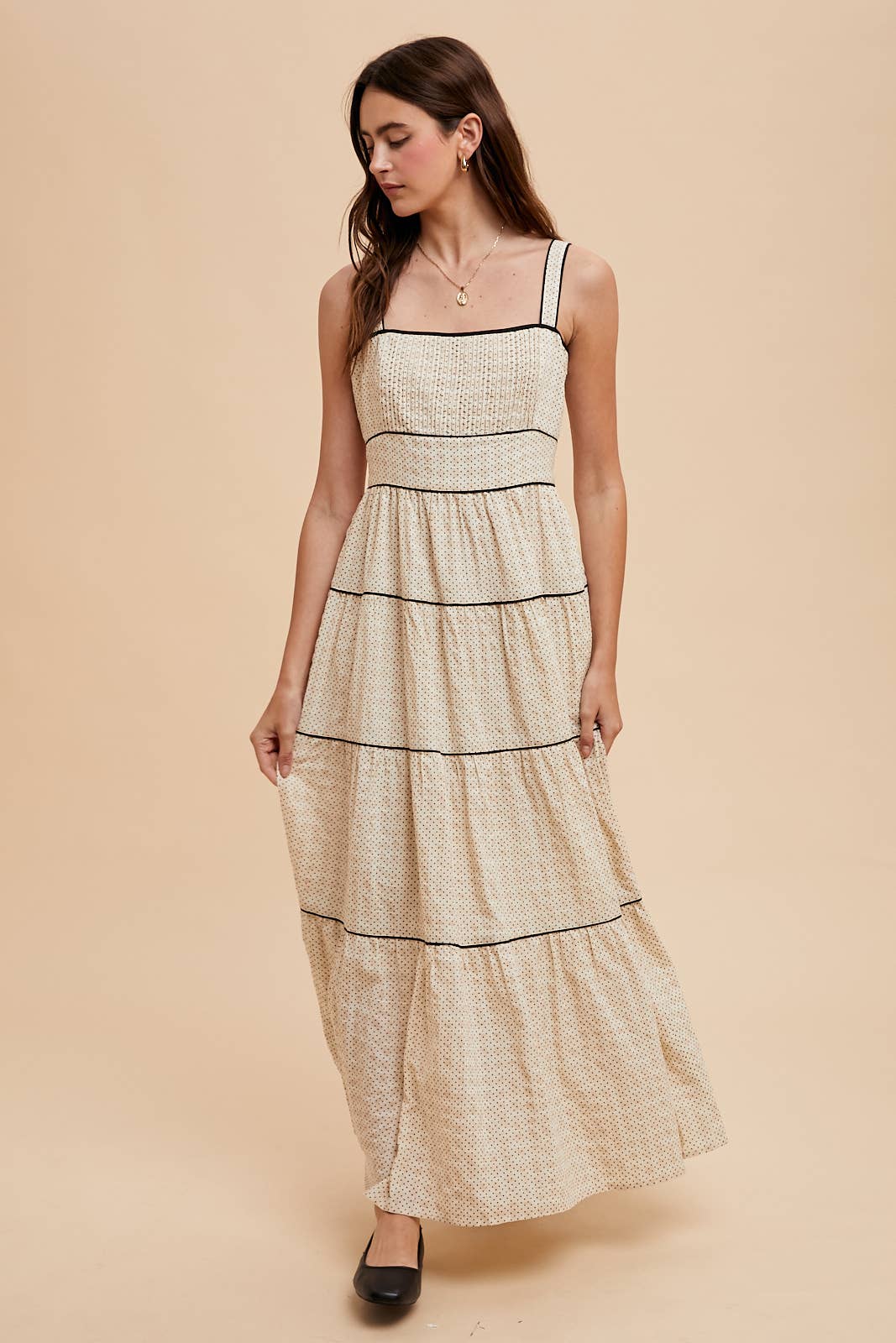 CONTRAST PIPED TIERED MAXI DRESS: CREME / ILD6280