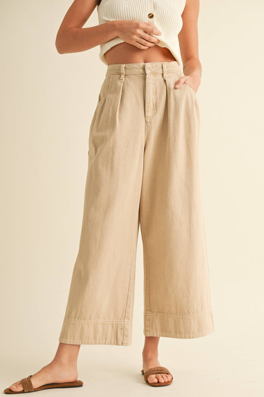 P4093 LOOSE FIT PLEATED WAIST COTTON PANTS: Beige