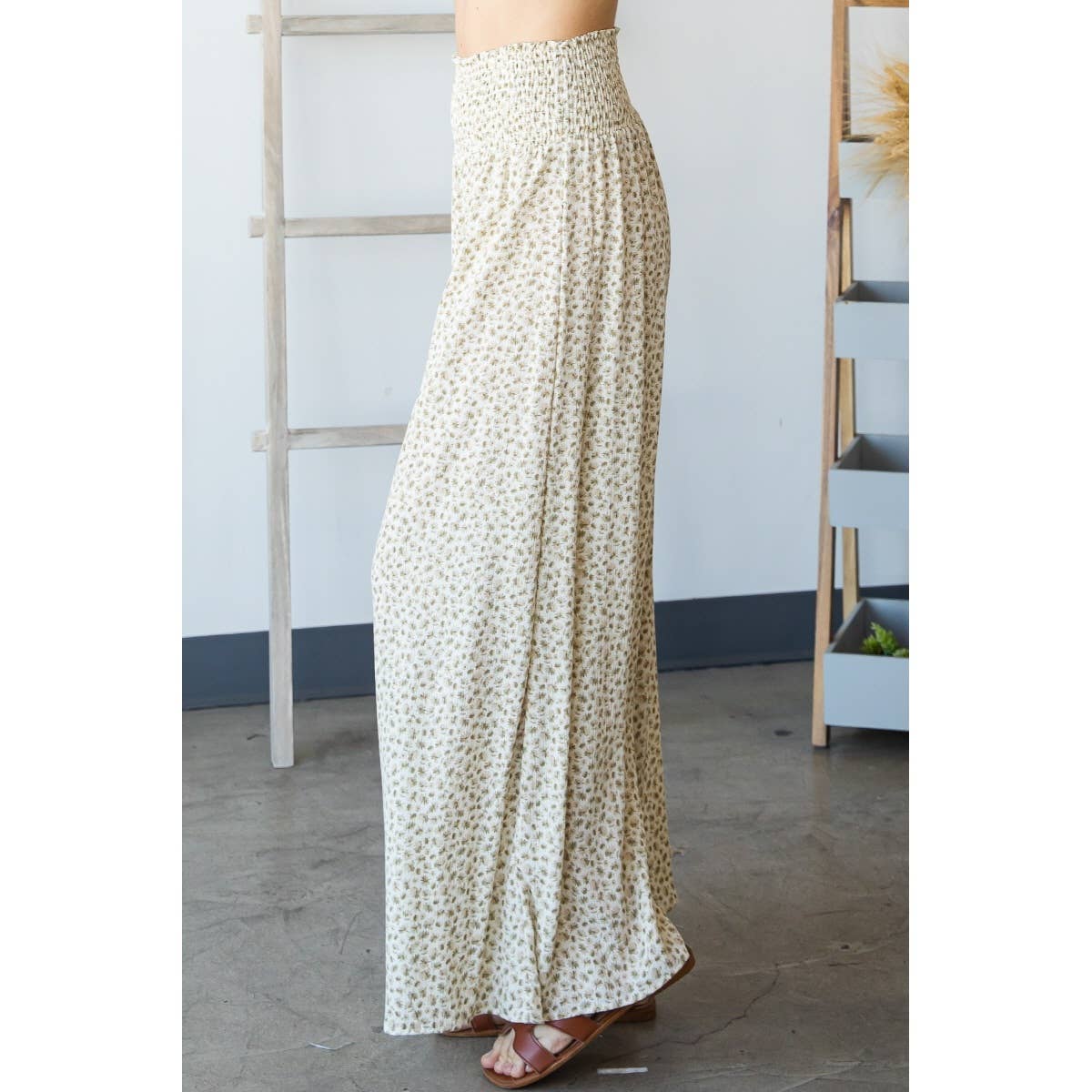P53089E - Rayon Ditsy Floral Smocked Waist Pants: Natural