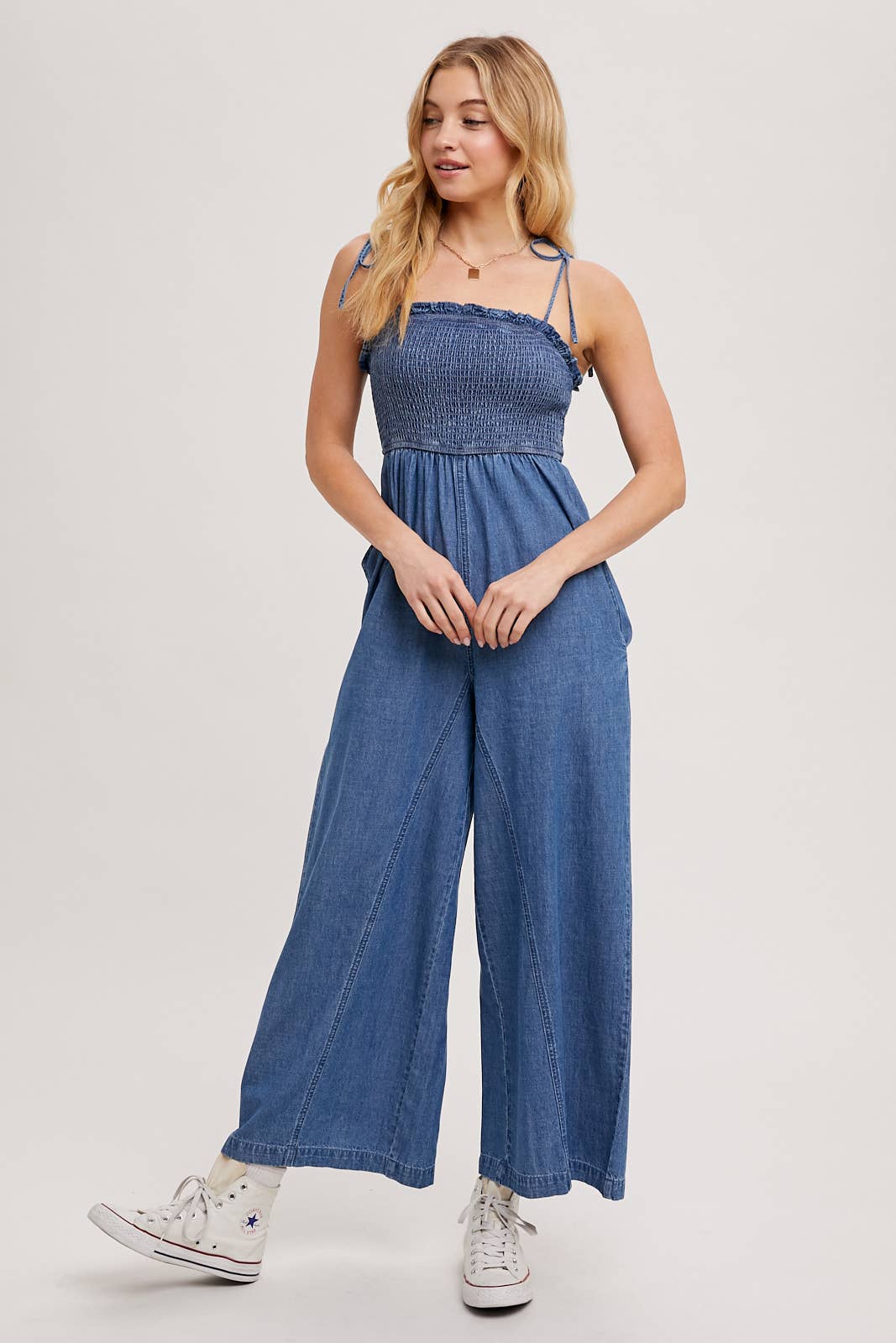 LT.DENIM / DENIM SMOCKED STRAP WIDE LEG JUMPSUIT