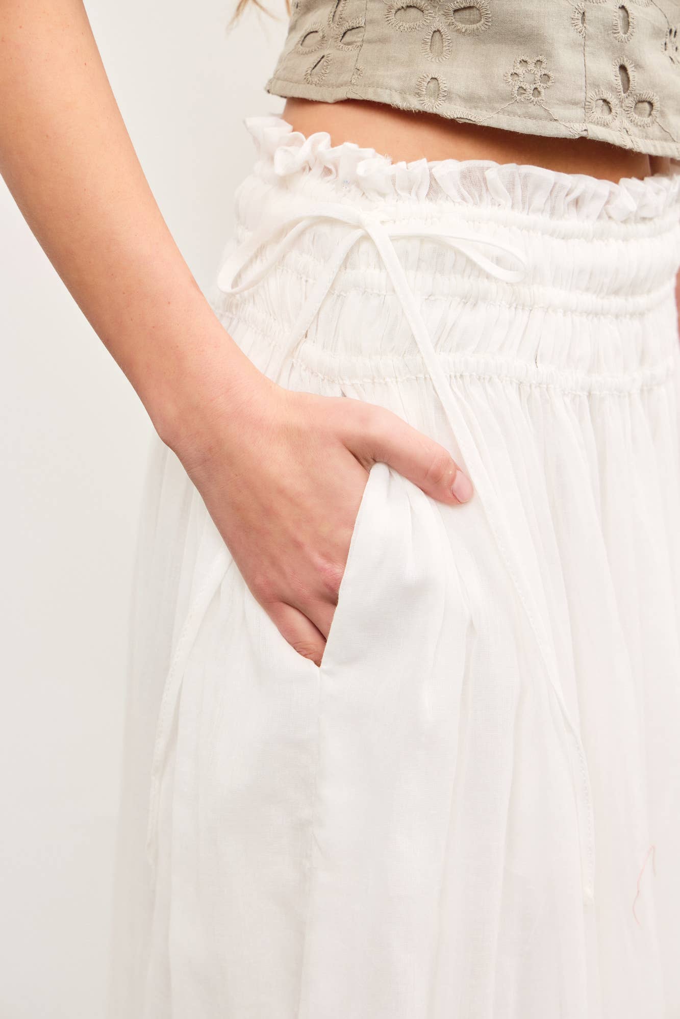 EYELET LACE HEM SIDE TIE SKIRT: PERIWINKLE / S24672