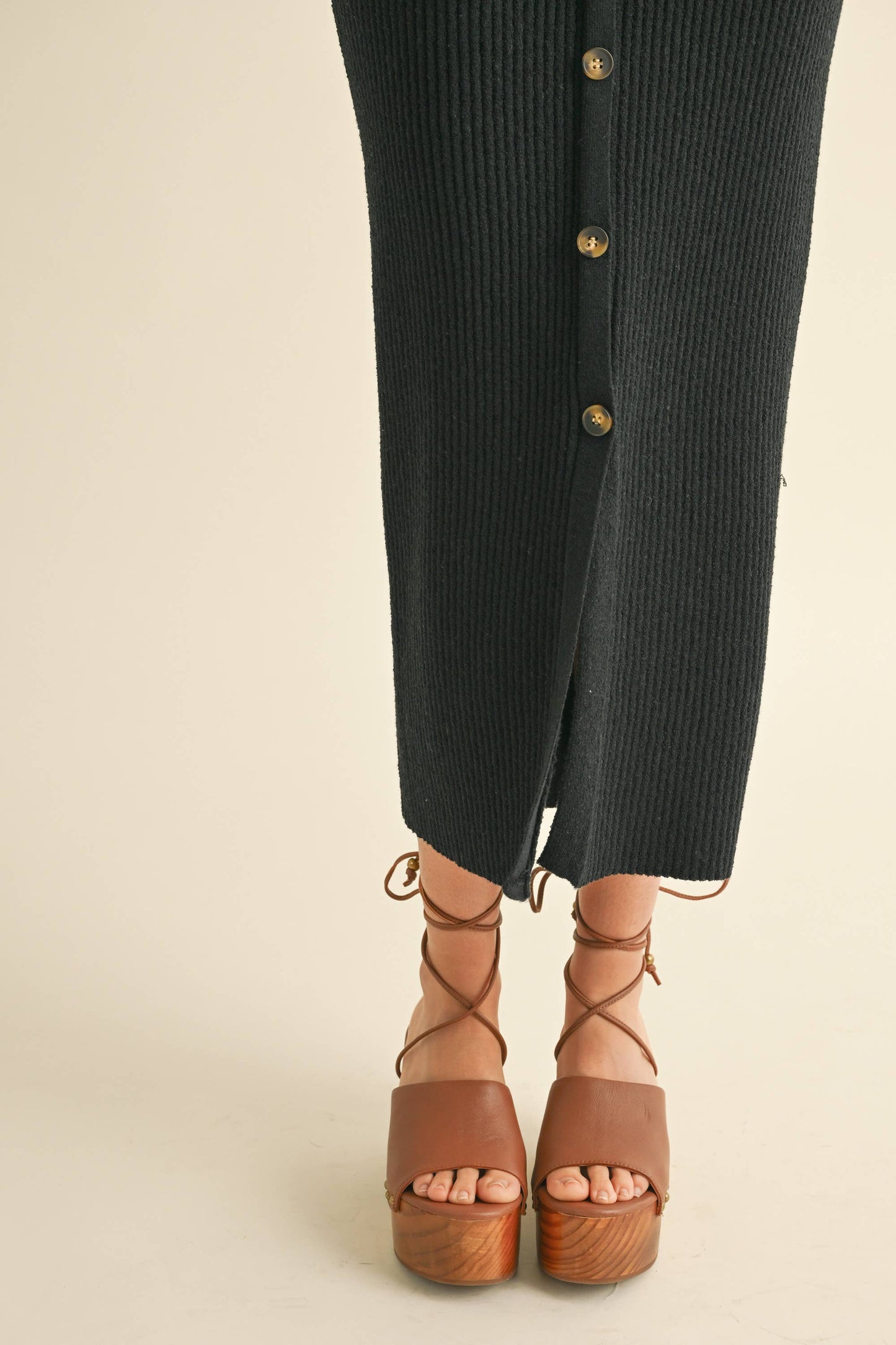 D4238   BUTTONDOWN RIBBED KNITTED LONG DRESS: White
