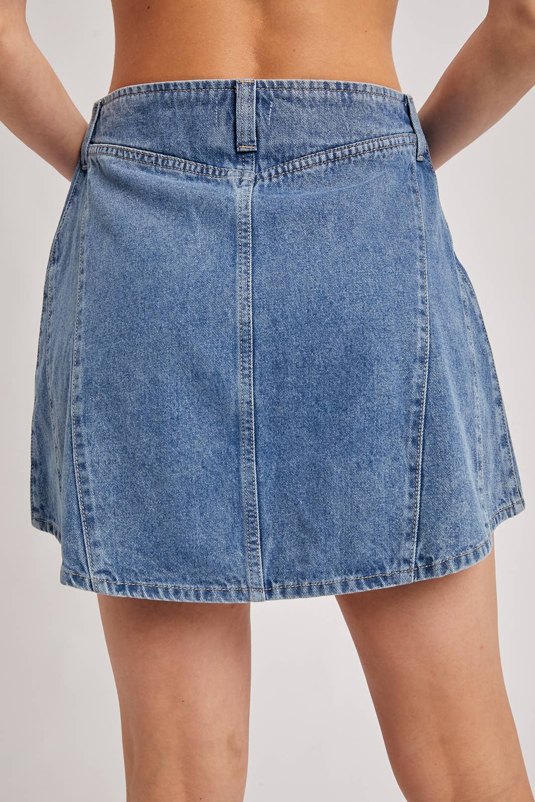 WASHED A-LINE DENIM MINI SKIRT: MED.WASH / B02781