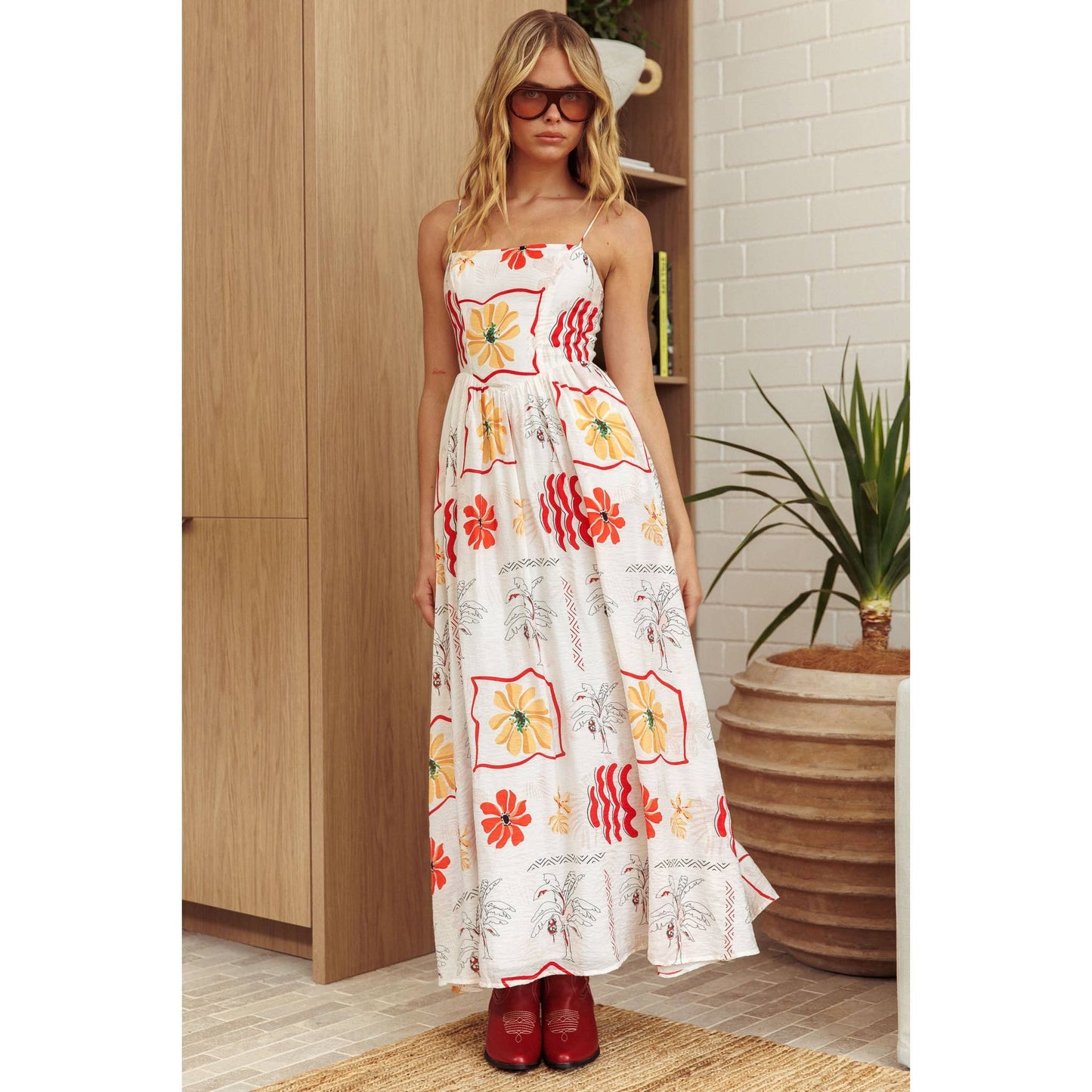 HAPPY FLORAL VIBE MAXI DRESS: WHITE / 64639D02