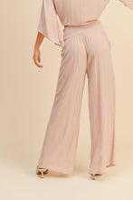 Load image into Gallery viewer, XMMP535 RAYON SMOCKED WAIST PANTS: STONE / M
