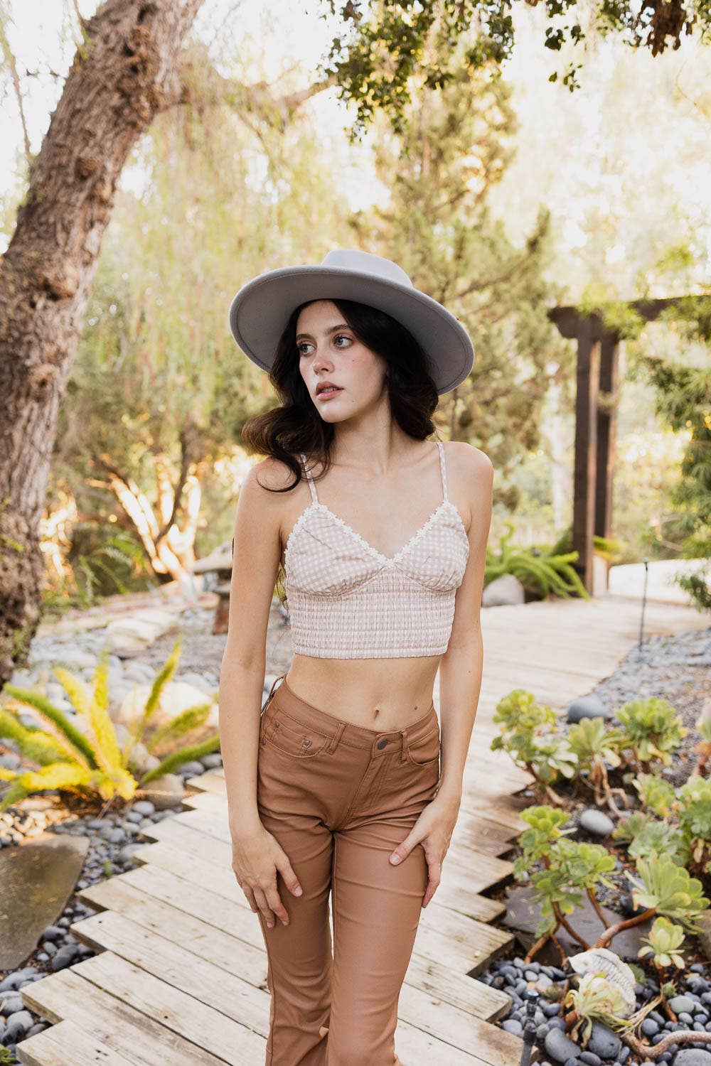 Gingham Daisy Trim Smocked Bralette 🫶🏻: Beige