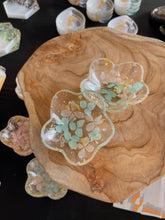 Load image into Gallery viewer, Daisy Acrylic Ring Dish in Teal
