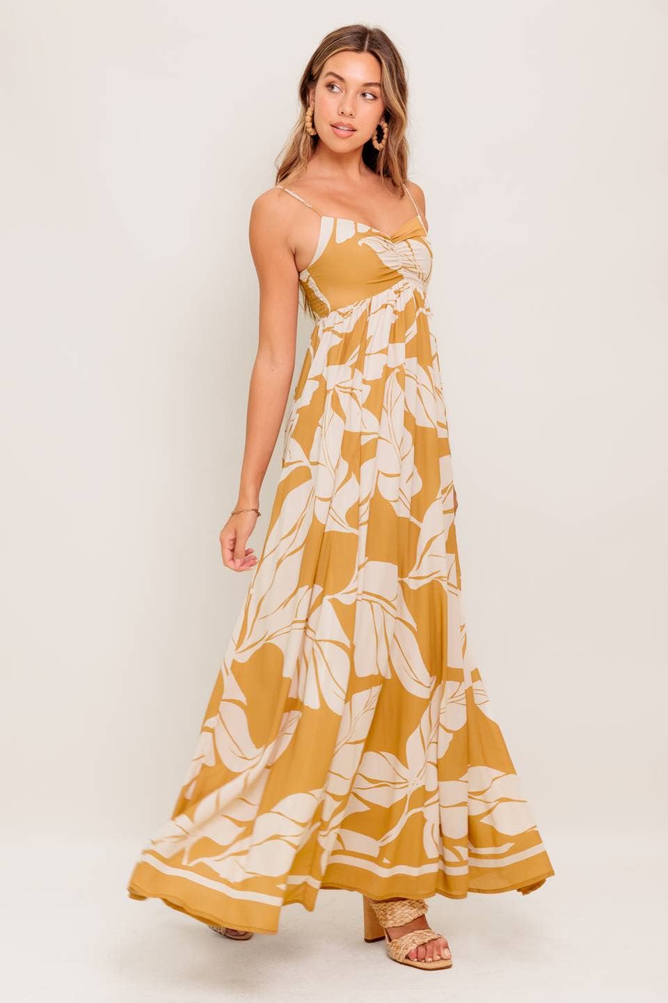 A printed woven maxi dress - ID22633: CAMEL