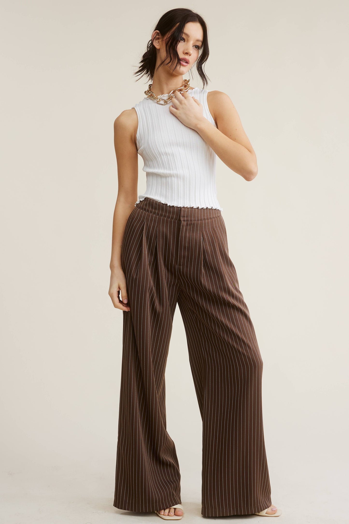 MT1620-M1 LETTUCE TRIM DETAIL RIBBED KNIT SLEEVELESS TOP: Air Force