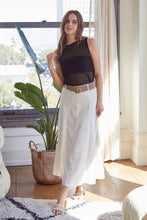 Load image into Gallery viewer, BELTED FLARE SKIRT: MIDNIGHT
