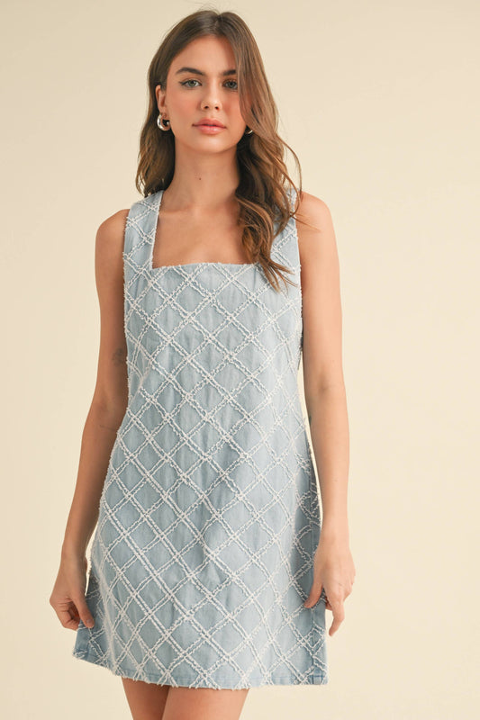 ID8832  SLEEVELESS SQUARE NECK TEXTURED DENIM MINI DRESS: DENIM