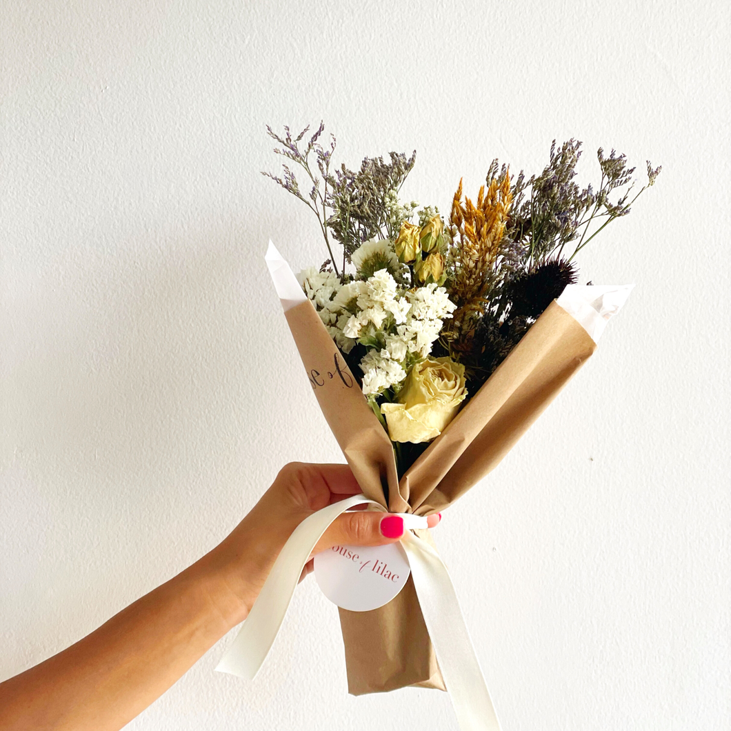 Chic Dried Flower Bouquets