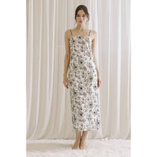 Load image into Gallery viewer, LD2122- FLORAL OUTLINE SHIFT MIDI DRESS: WHITE/BLACK FLORAL

