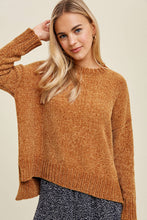 Load image into Gallery viewer, CHENILLE SWEATER WITH SIDE SLITS / WL23-7614: GUCCI
